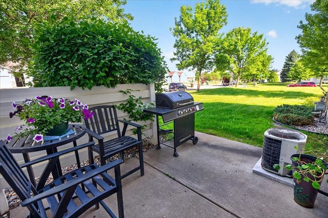 10533 74th Street NE 1, Albertville, MN 55301
