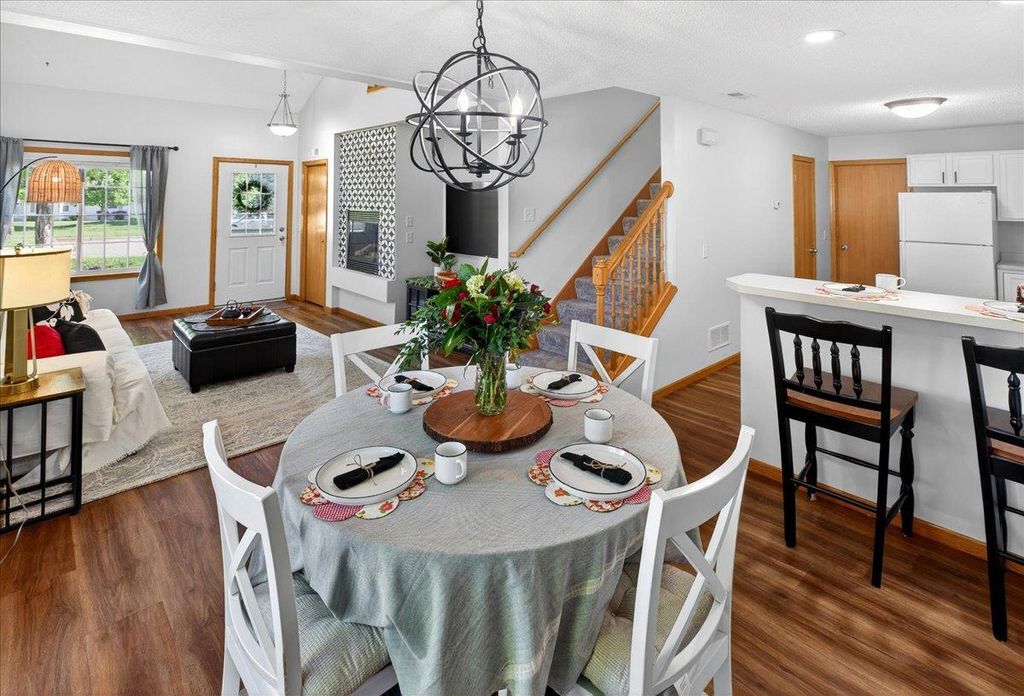 10533 74th Street NE 1, Albertville, MN 55301 — photo 2