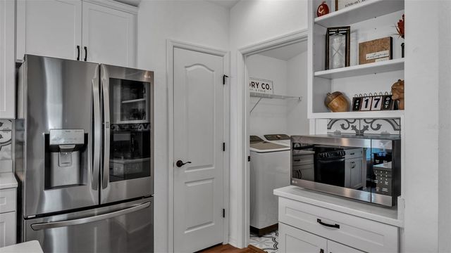 6021 EAGLE POINTE DRIVE, Lakeland, FL 33812