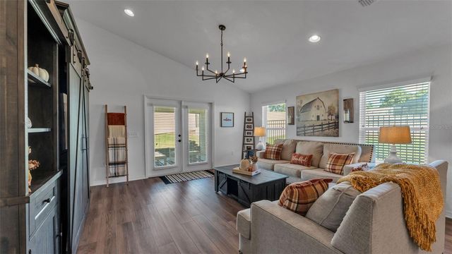 6021 EAGLE POINTE DRIVE, Lakeland, FL 33812