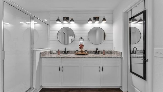 6021 EAGLE POINTE DRIVE, Lakeland, FL 33812