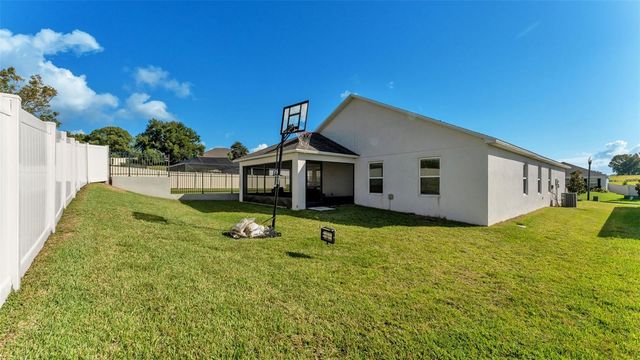 6021 EAGLE POINTE DRIVE, Lakeland, FL 33812