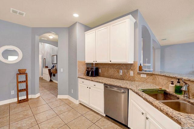 12218 Coal Mine Rise, San Antonio, TX 78245