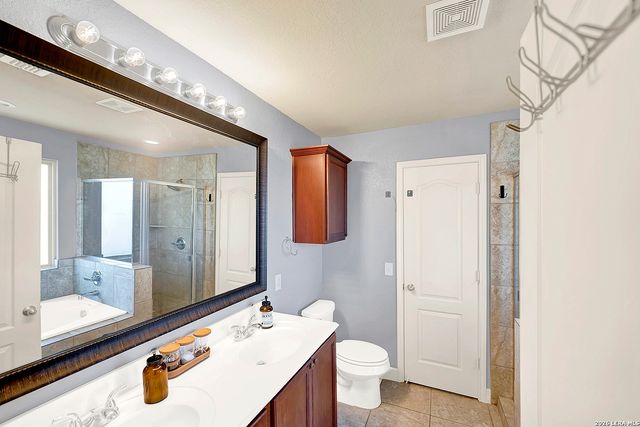 12218 Coal Mine Rise, San Antonio, TX 78245