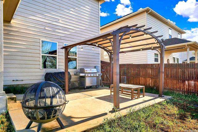 12218 Coal Mine Rise, San Antonio, TX 78245