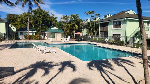4086 N Pine Island Rd 510, Sunrise, FL 33351