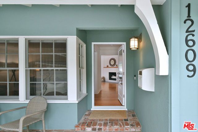 12609 Milbank Street, Studio City (los Angeles), CA 91604