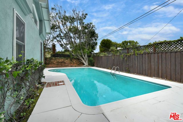 12609 Milbank Street, Studio City (los Angeles), CA 91604