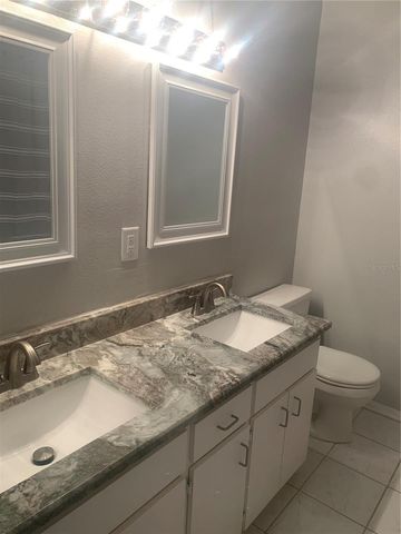 12342 BERKELEY SQUARE DRIVE, Tampa, FL 33626