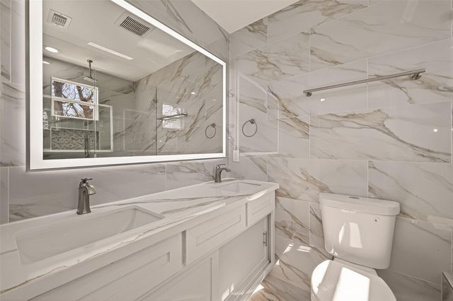 7024 Gonzales Street, Houston, TX 77020