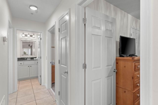 8436 Gulf Boulevard UNIT 721, Navarre, FL 32566