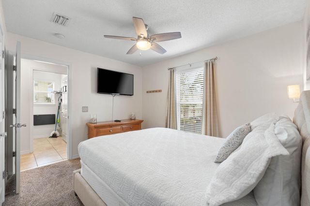 8436 Gulf Boulevard UNIT 721, Navarre, FL 32566