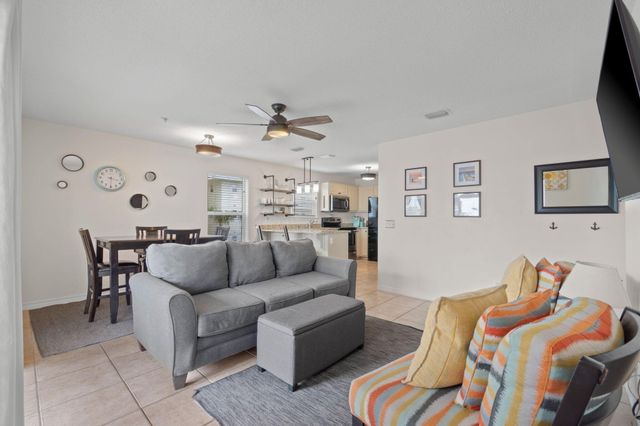 8436 Gulf Boulevard UNIT 721, Navarre, FL 32566