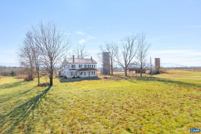 389 SHALOM RD, Waynesboro, VA 22980