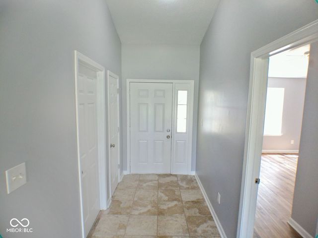 5633 Wynridge Court, Indianapolis, IN 46235