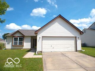 5633 Wynridge Court, Indianapolis, IN 46235