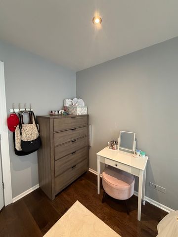 400 E RANDOLPH Street 3721, Chicago, IL 60601