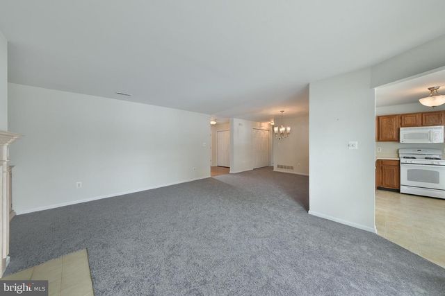 465 CEDAR HOLLOW DR, Yardley, PA 19067