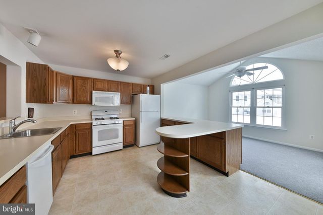 465 CEDAR HOLLOW DR, Yardley, PA 19067