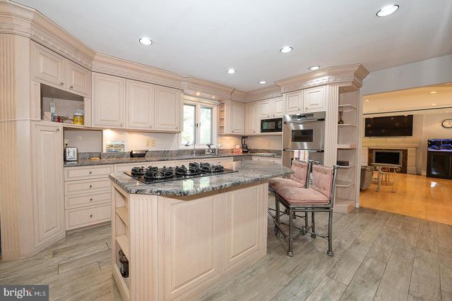 1288 BOBARN DR, Penn Valley, PA 19072