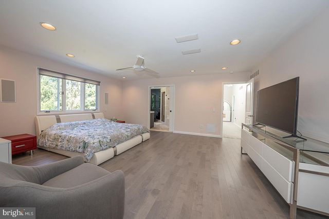 1288 BOBARN DR, Penn Valley, PA 19072