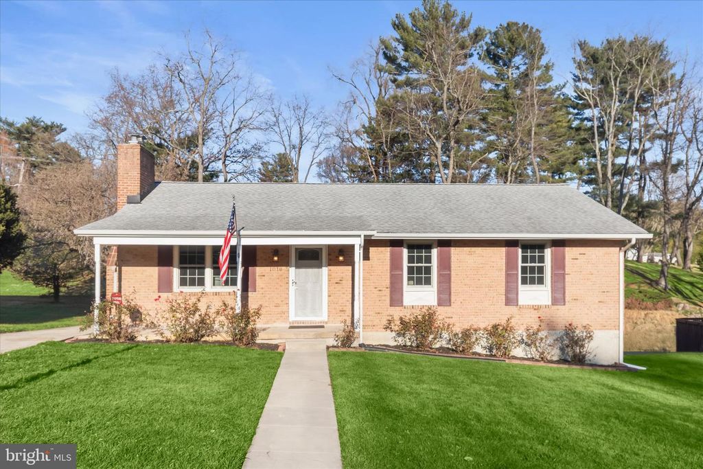 1018 SAXON HILL DR, Cockeysville, MD 21030