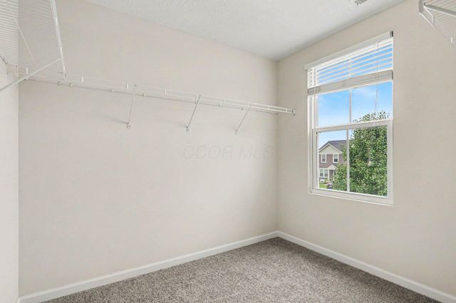 2552 Brook Run Drive, Lancaster, OH 43130