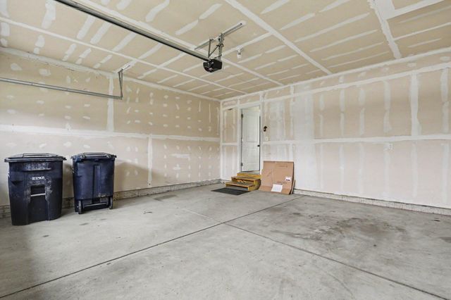 2552 Brook Run Drive, Lancaster, OH 43130