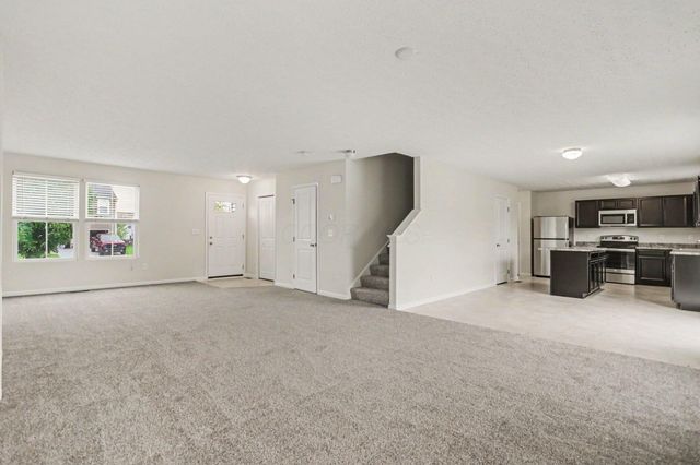 2552 Brook Run Drive, Lancaster, OH 43130