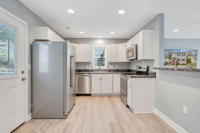 1452 Varnell AVE, Roanoke, VA 24012