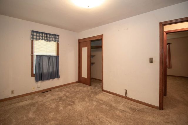 623 E Mulvane, Mulvane, KS 67110