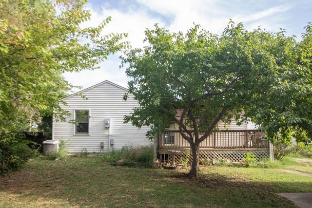 623 E Mulvane, Mulvane, KS 67110