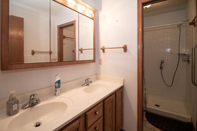 623 E Mulvane, Mulvane, KS 67110