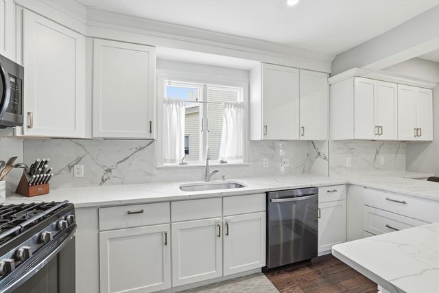 287 Cherry St 1, Newton, MA 02465