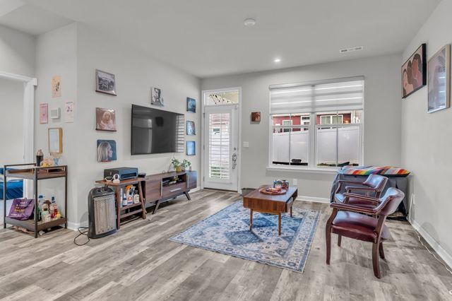 239 S Downs Cir, Goodlettsville, TN 37072