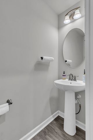 239 S Downs Cir, Goodlettsville, TN 37072