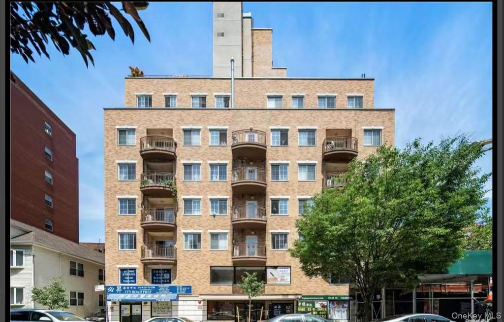 141-05 Cherry Avenue 3C, Flushing, NY 11355