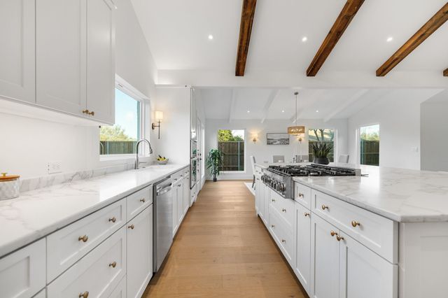 404 Provincetown Lane, Richardson, TX 75080