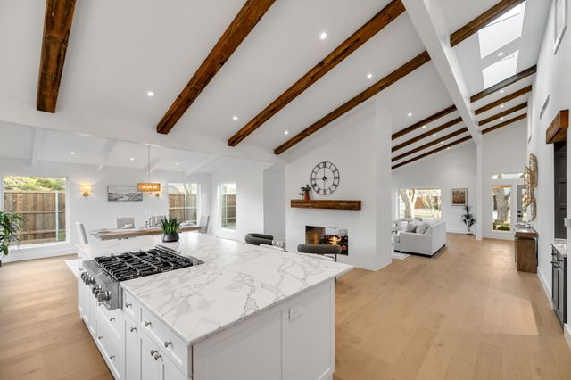 404 Provincetown Lane, Richardson, TX 75080