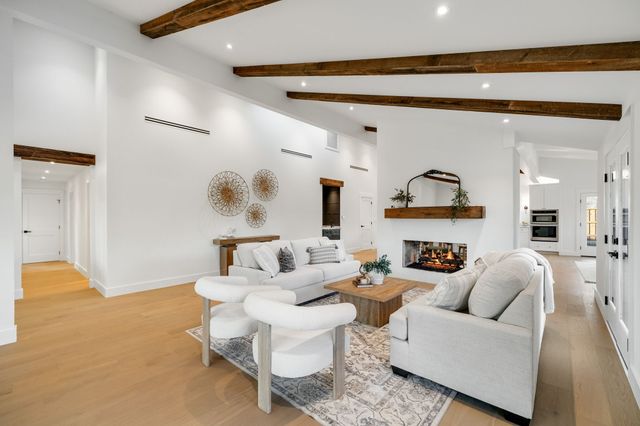 404 Provincetown Lane, Richardson, TX 75080