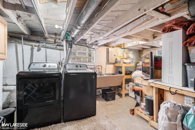 1809 Taylor Avenue, Royal Oak, MI 48067