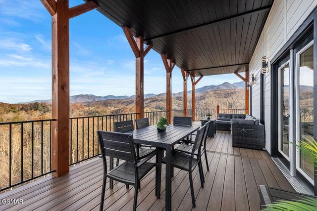 611 Ivy Road, Gatlinburg, TN 37738