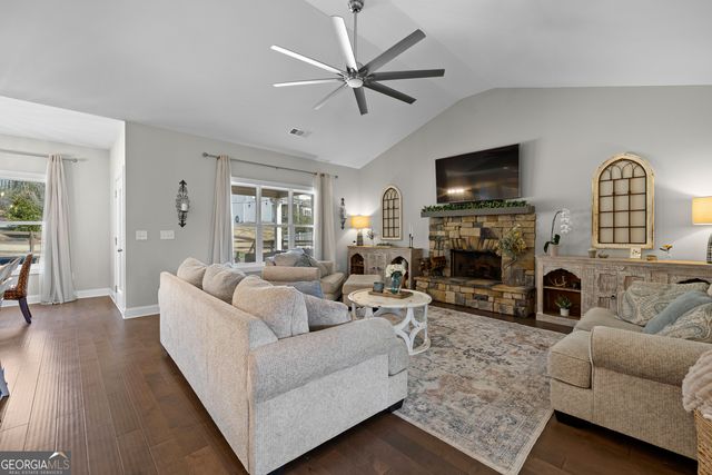 22 E Field Street, Newnan, GA 30263