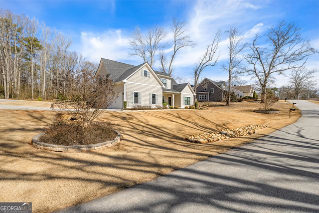 22 E Field Street, Newnan, GA 30263