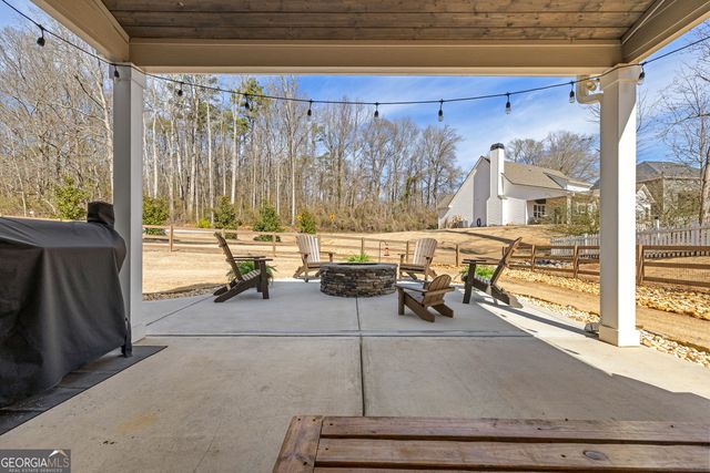 22 E Field Street, Newnan, GA 30263