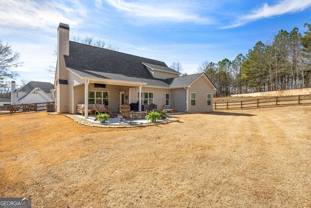 22 E Field Street, Newnan, GA 30263