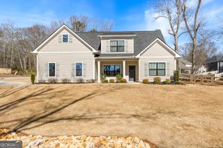 22 E Field Street, Newnan, GA 30263