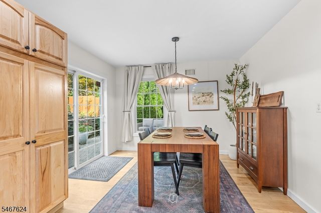 234 Point Breeze Dr, West Milford Twp., NJ 07421