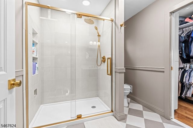 234 Point Breeze Dr, West Milford Twp., NJ 07421