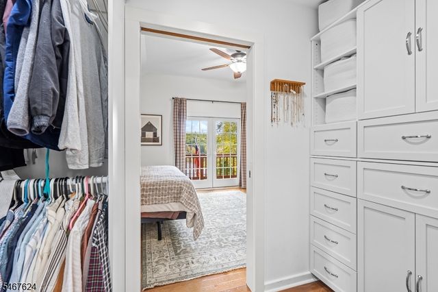 234 Point Breeze Dr, West Milford Twp., NJ 07421